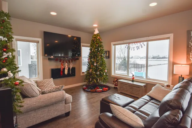 $599,000 | 6562 56th Avenue South, Fargo, ND 58104