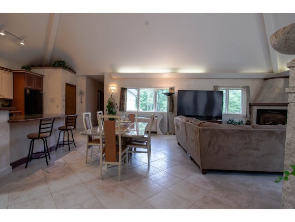 76 Hunt Road Kingston, NH 03848 - Photo 2 of 27 Gallery Image 2