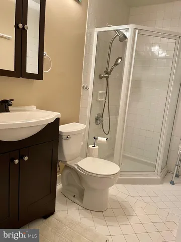 $2,100 | 7 A Friendswood Court, Unit 7A, Baltimore, MD 21209