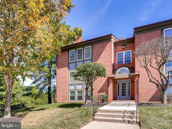 $2,100 | 7 A Friendswood Court, Unit 7A, Baltimore, MD 21209