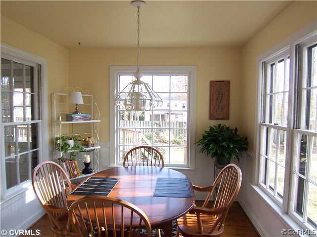 11435 Poplar Ridge Road Richmond, VA 23236 - Photo 7 of 11 Breakfast Nook - Bright breakfast room with random
