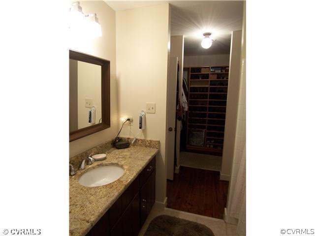 11435 Poplar Ridge Road Richmond, VA 23236 - Photo 10 of 11 Master Bath - Master looking toward master closet.