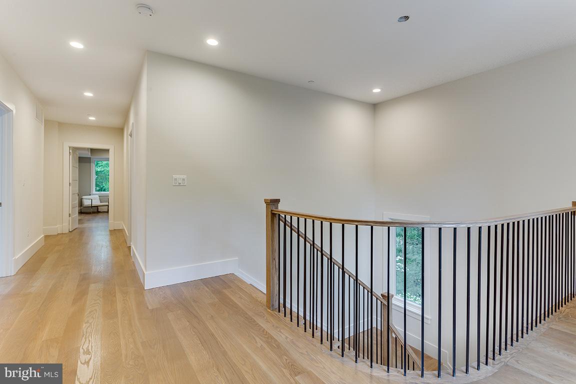 8830 Ridge Road Bethesda, MD 20817 - Photo 22 of 38