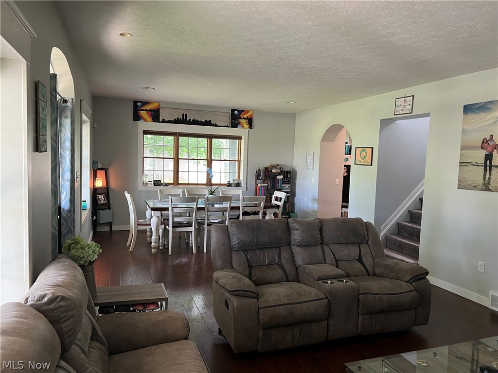 44 Swartz Road Akron, OH 44319 - Photo 6 of 32