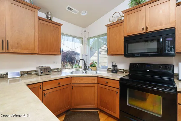 $535,000 | 1688 Umpqua Court, Post Falls, ID 83854