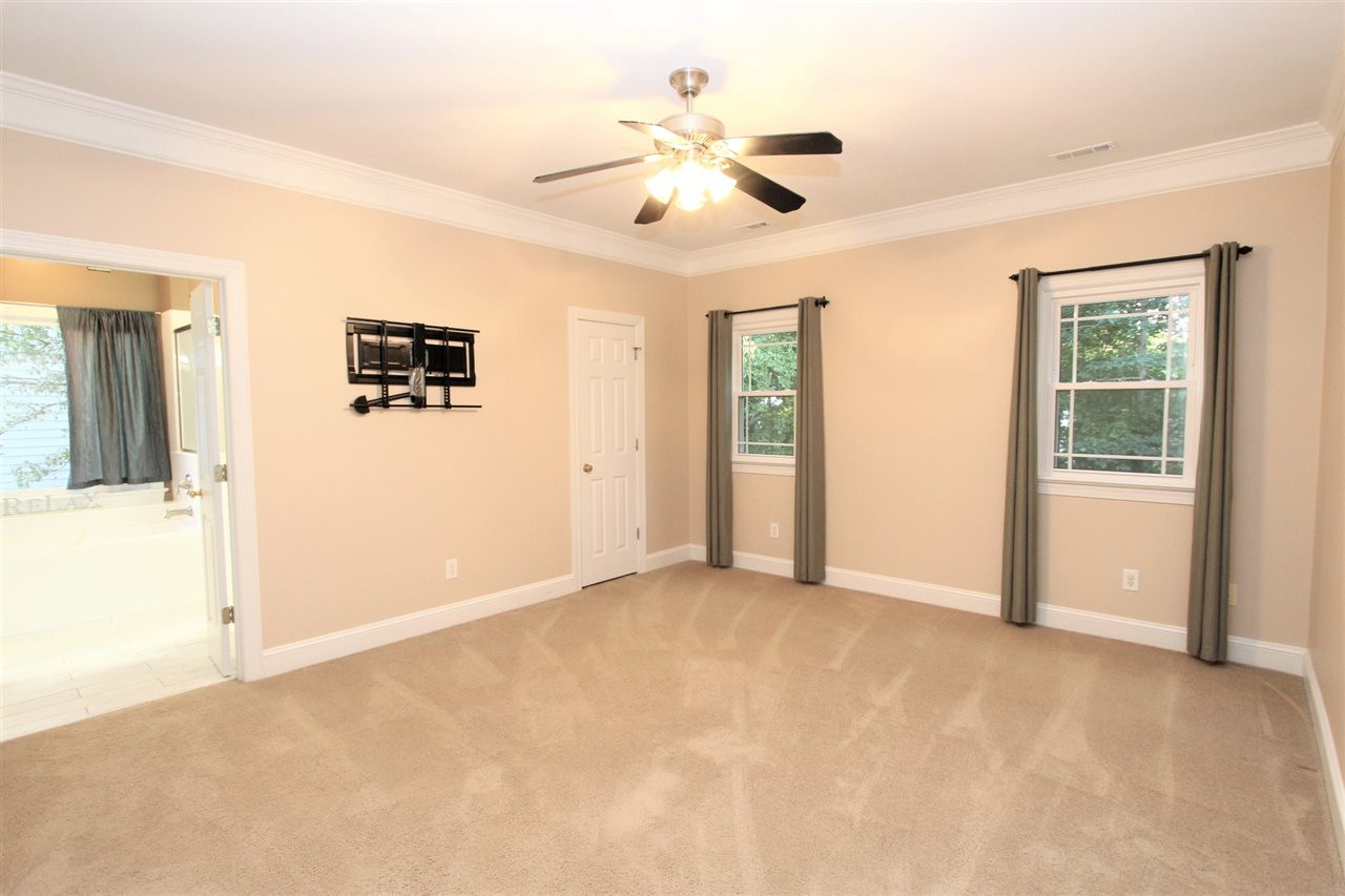 5209 Covington Bend Drive Raleigh, NC 27613 - Photo 11 of 24 Photo 11