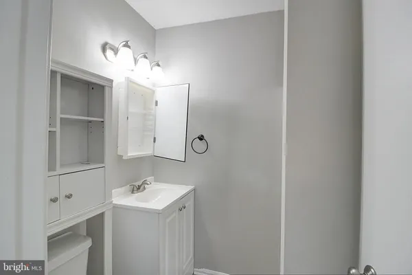 $2,450 | 101 South Oak Cliff Court, Mount Airy, MD 21771