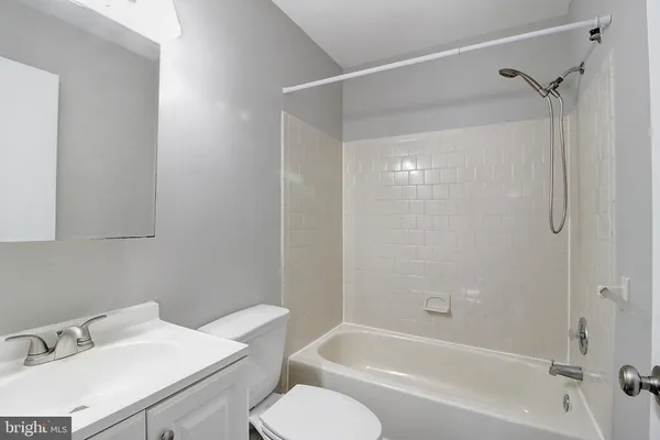 $2,450 | 101 South Oak Cliff Court, Mount Airy, MD 21771