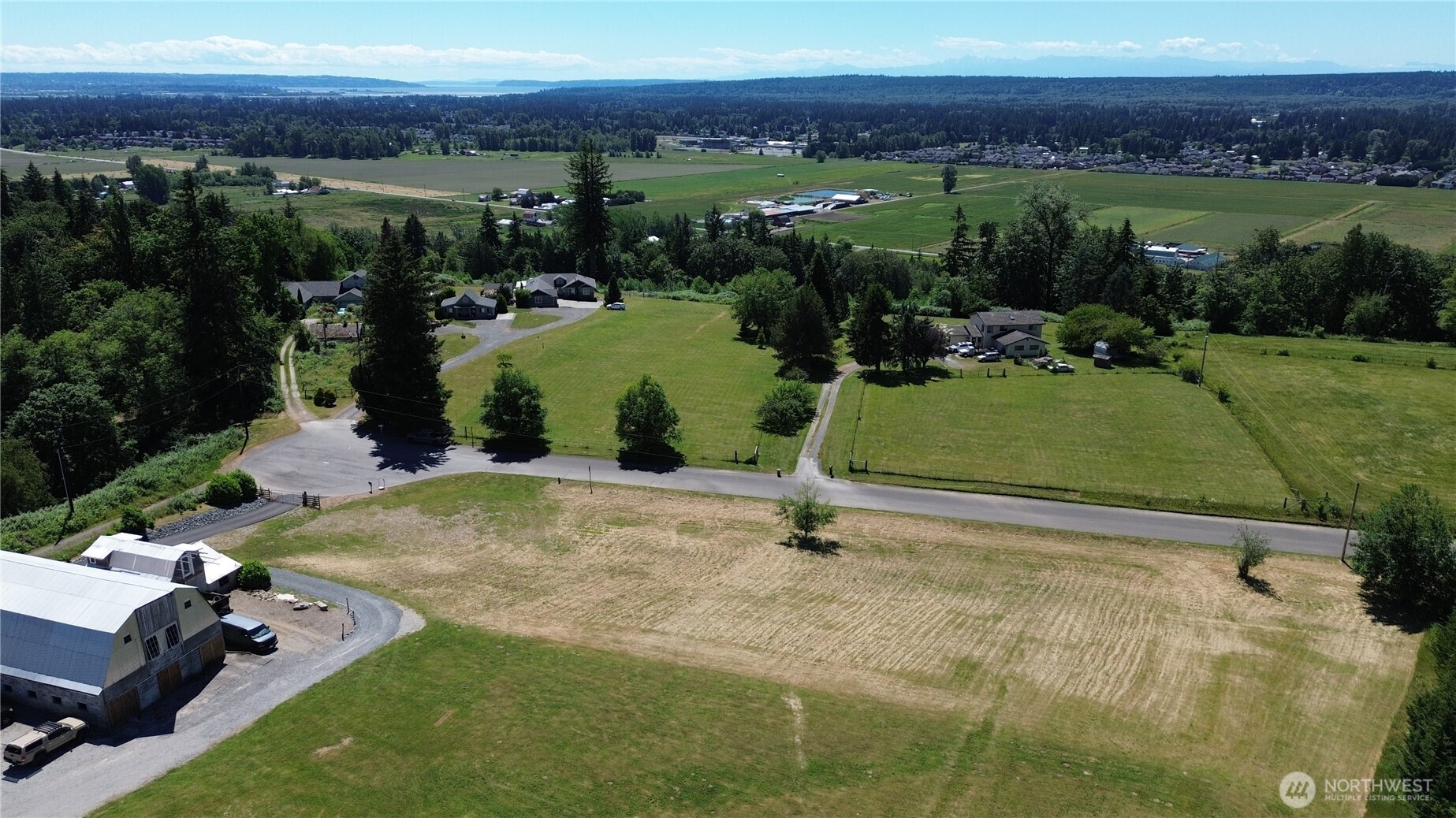 12419 Hilltop Road Arlington, WA 98223 - Photo 10 of 40