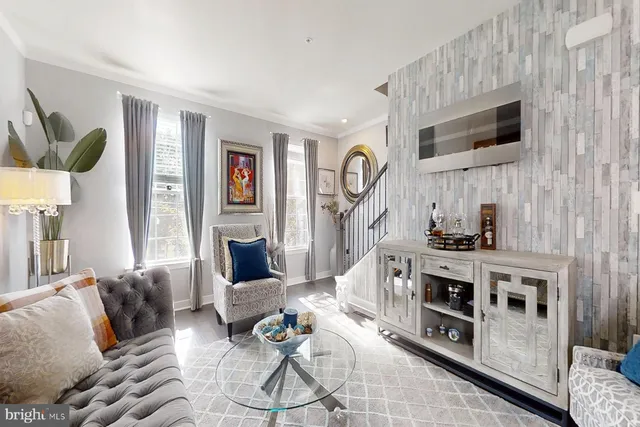 $3,200 | 950 Mississippi Avenue Southeast, Washington, DC 20032