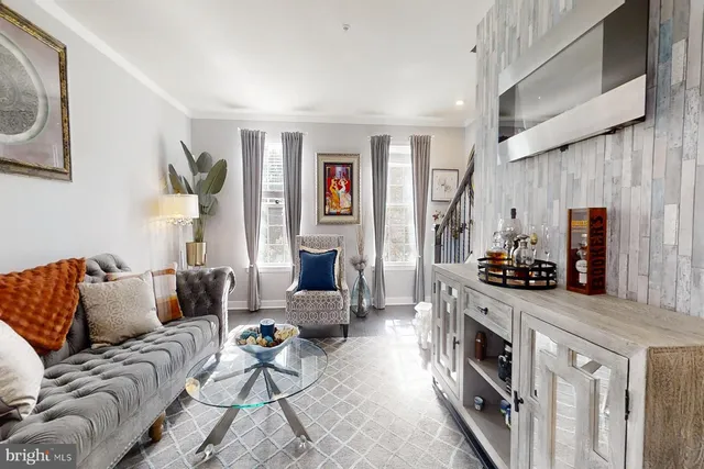 $3,200 | 950 Mississippi Avenue Southeast, Washington, DC 20032