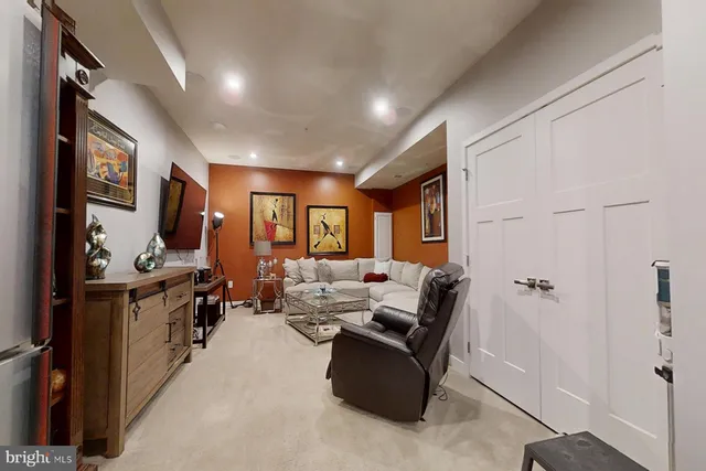 $3,200 | 950 Mississippi Avenue Southeast, Washington, DC 20032