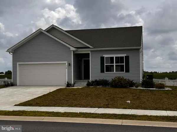 $440,000 | 318 Pontoon Drive, Felton, DE 19943