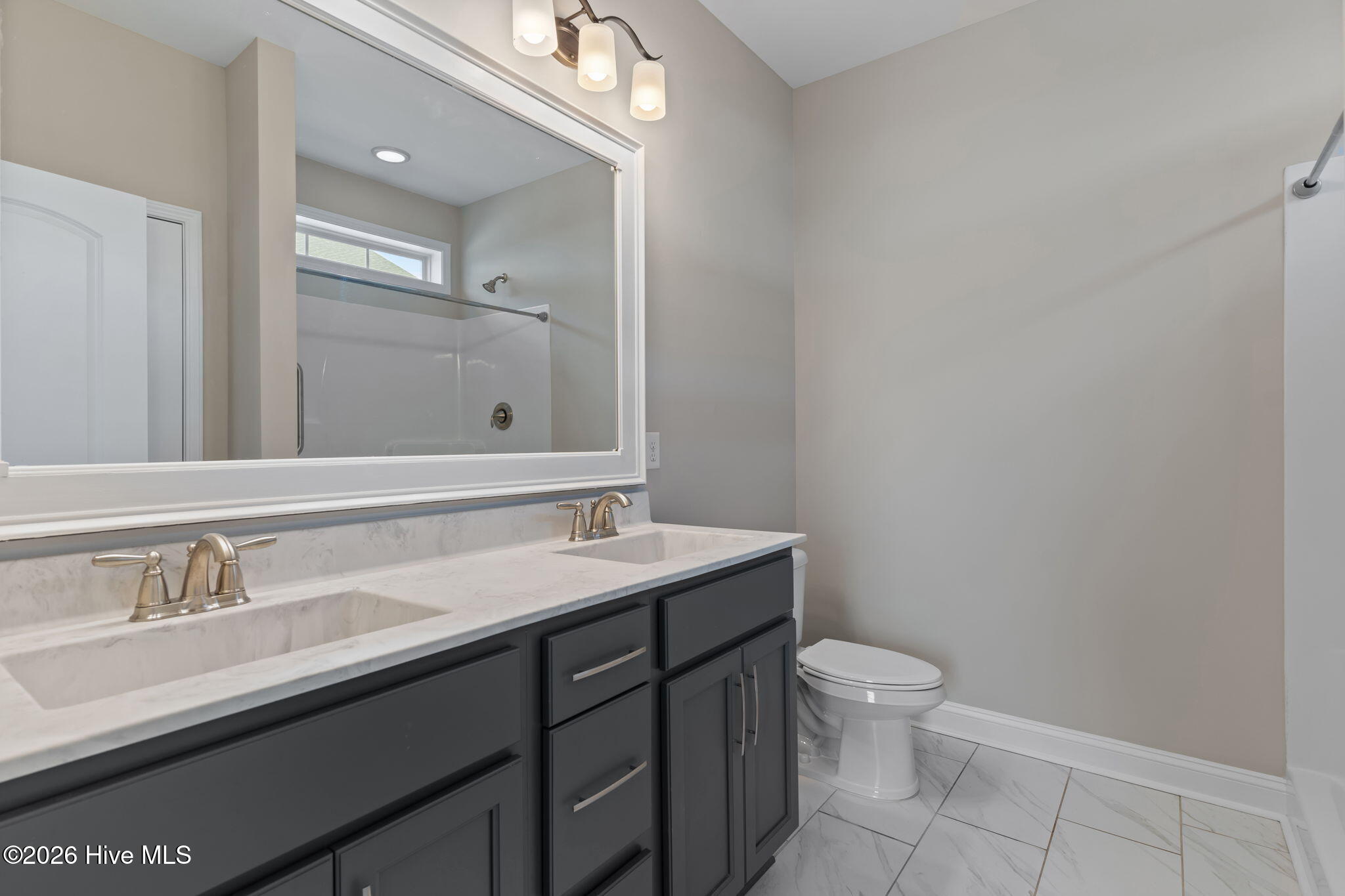 6413 Pinnacle Point Winnabow, NC 28479 - Photo 30 of 39 primary bath 1