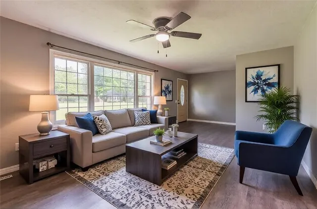 $223,000 | 207 Maple Street, Lamar, MO 64759