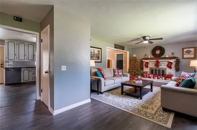 $223,000 | 207 Maple Street, Lamar, MO 64759