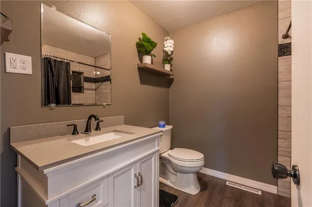 $235,000 | 207 Maple Street, Lamar, MO 64759