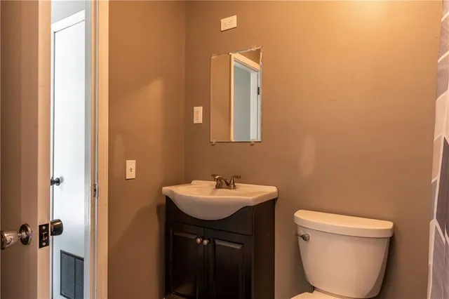 $235,000 | 207 Maple Street, Lamar, MO 64759