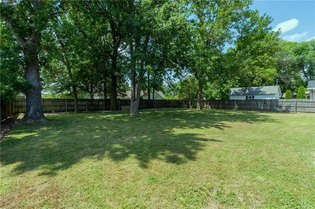 $235,000 | 207 Maple Street, Lamar, MO 64759