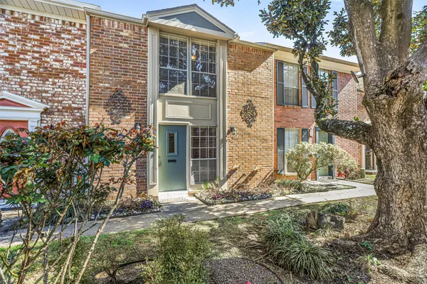 $1,750 | 4410 T C Jester Boulevard, Unit 13, Houston, TX 77018