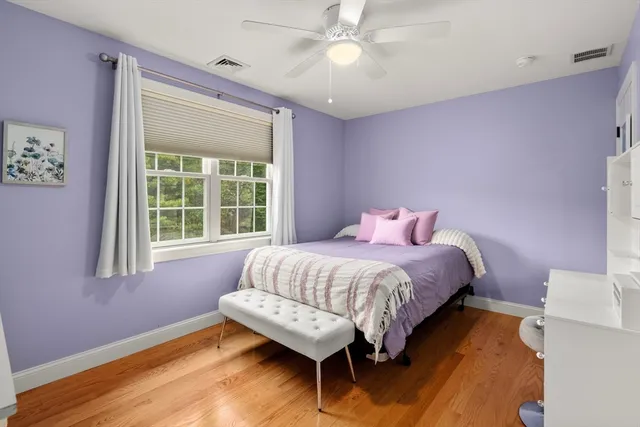 $689,900 | 4 Lauren Lane, Southwick, MA 01077