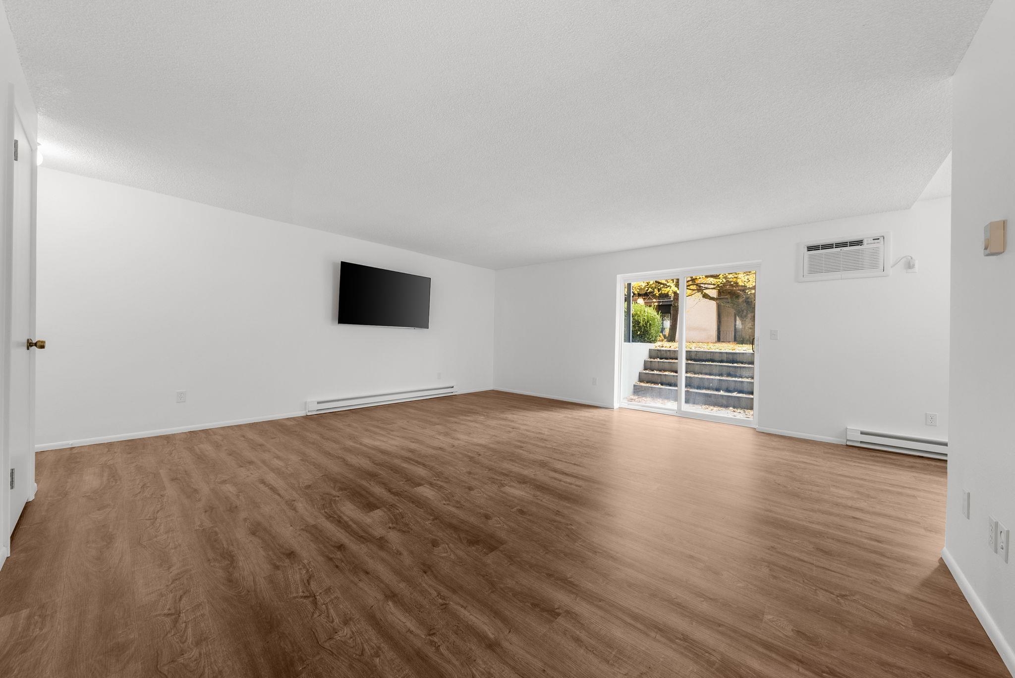 309 North Raymond Road, Unit 24 Spokane Valley, WA 99206 - Photo 5 of 33