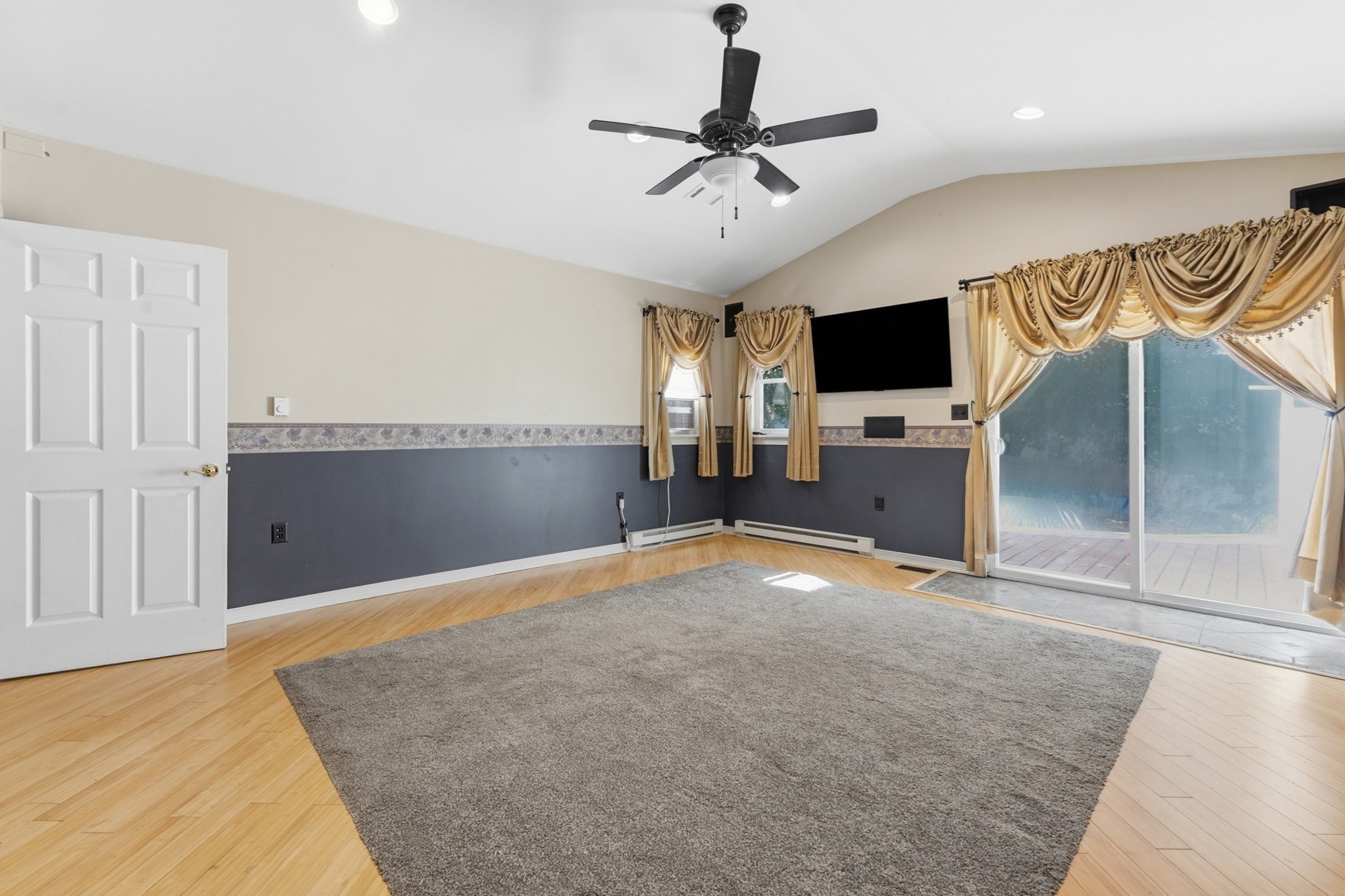 66 Barrison Street Springfield, MA 01109 - Photo 18 of 42 Gallery Image 18