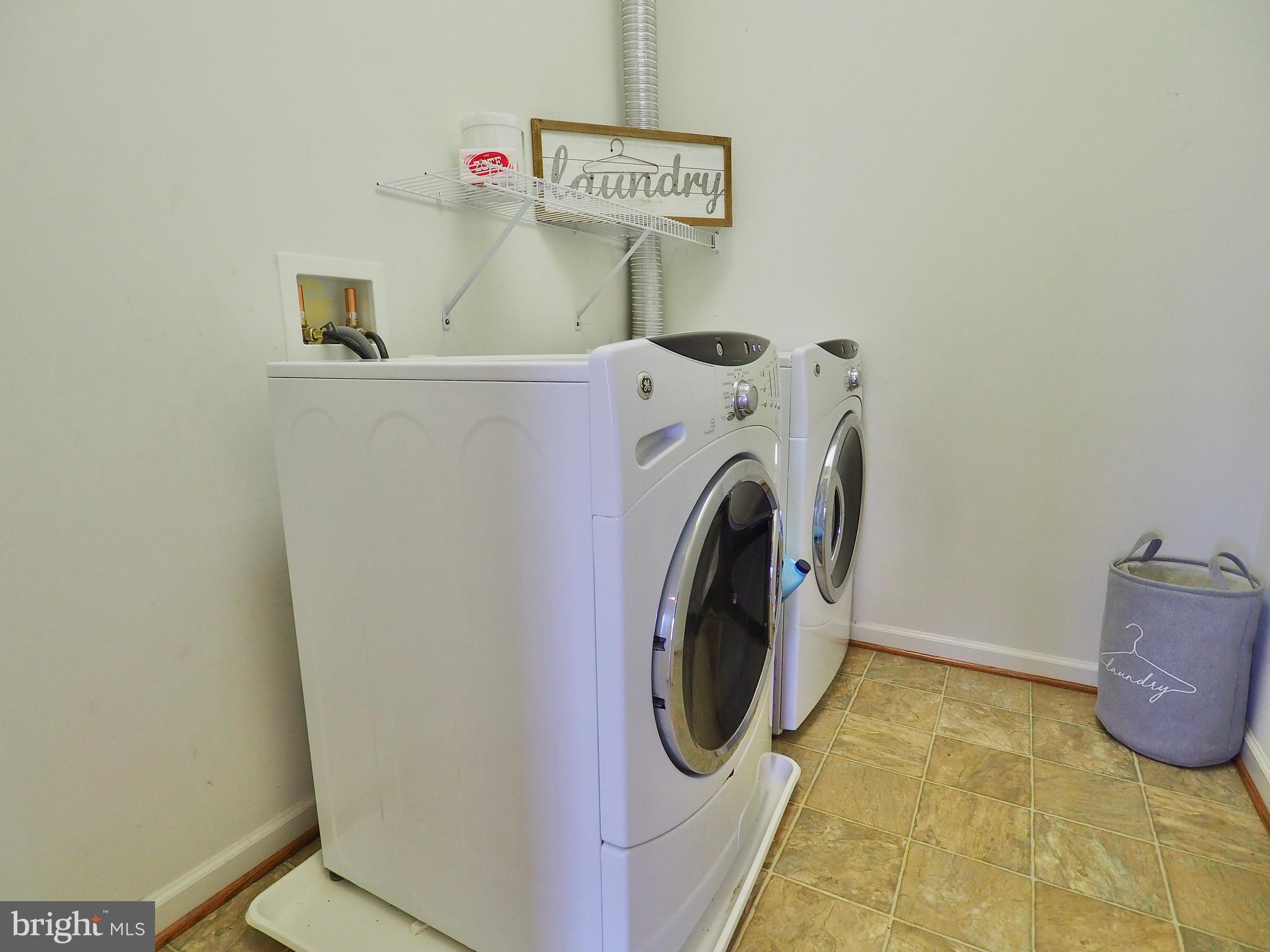 18635 Kerill Road Triangle, VA 22172 - Photo 23 of 30 Laundry Room