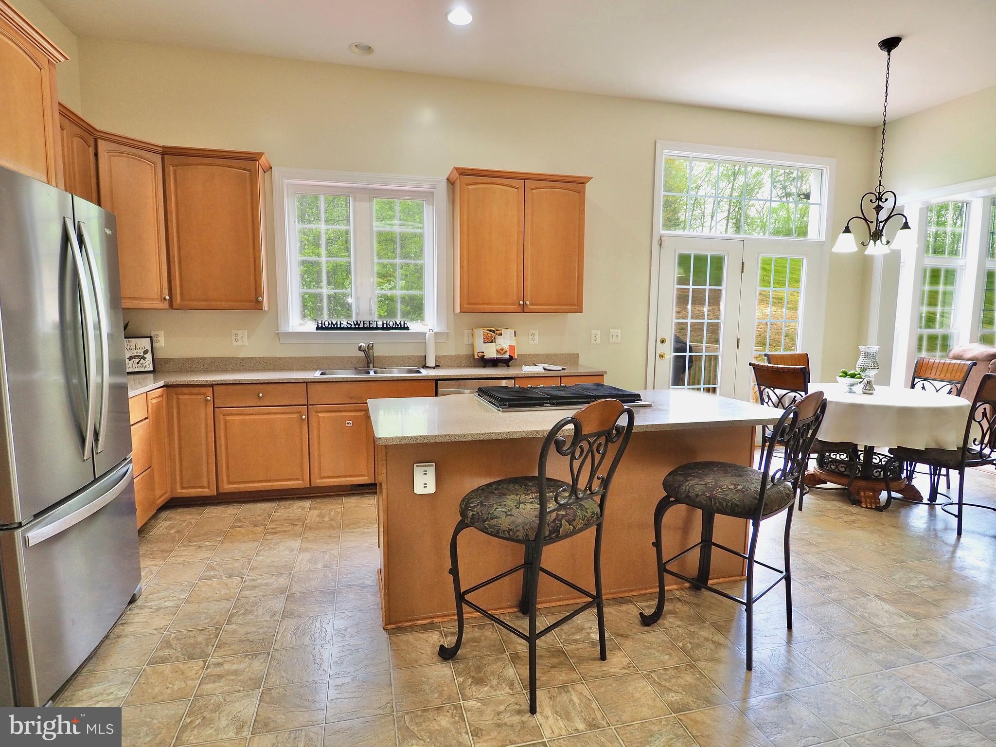 18635 Kerill Road Triangle, VA 22172 - Photo 6 of 30 Eat-In Kitchen