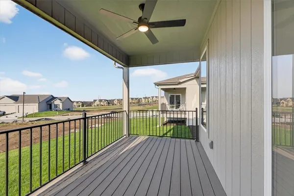 $532,438 | 25037 West 94th Terrace, Lenexa, KS 66227