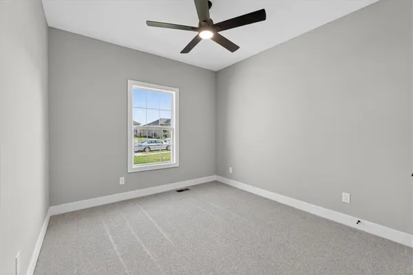 $532,438 | 25037 West 94th Terrace, Lenexa, KS 66227