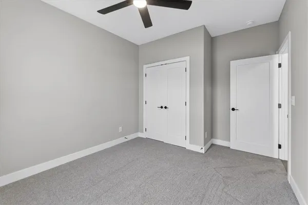 $532,438 | 25037 West 94th Terrace, Lenexa, KS 66227