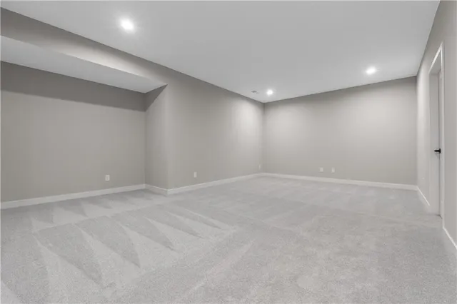 $532,438 | 25037 West 94th Terrace, Lenexa, KS 66227