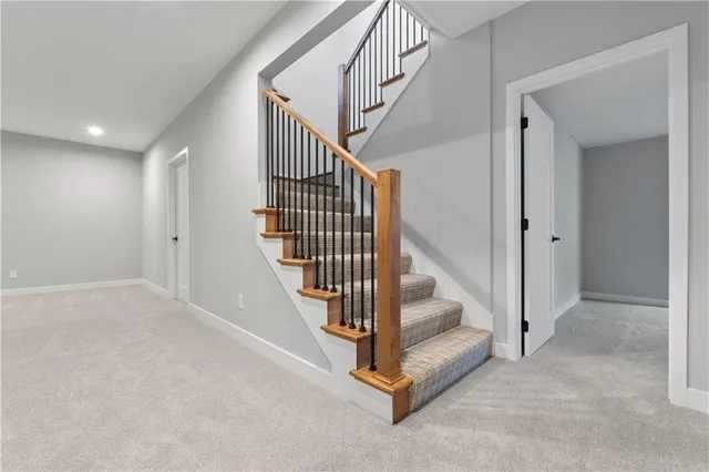 $532,438 | 25037 West 94th Terrace, Lenexa, KS 66227
