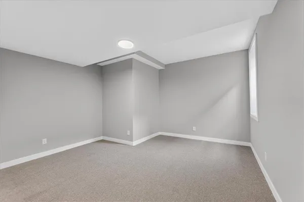 $532,438 | 25037 West 94th Terrace, Lenexa, KS 66227