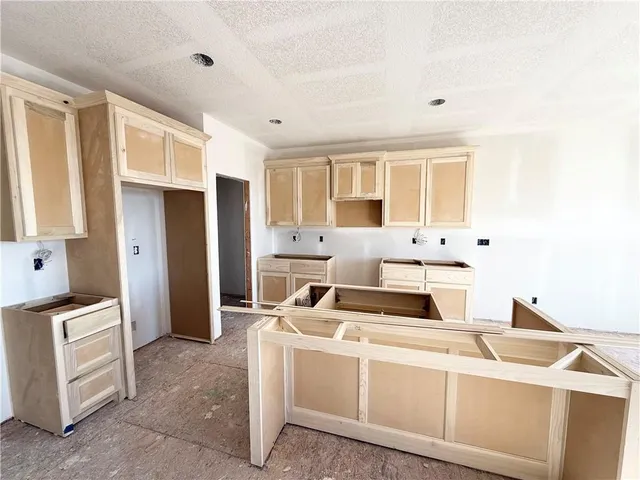 $532,438 | 25037 West 94th Terrace, Lenexa, KS 66227