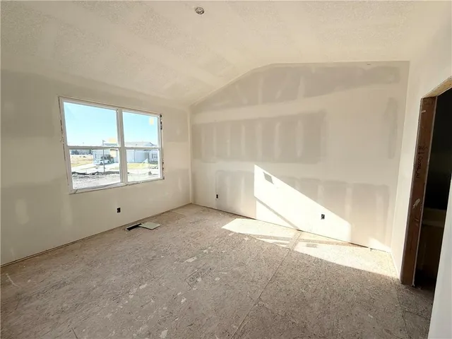 $532,438 | 25037 West 94th Terrace, Lenexa, KS 66227