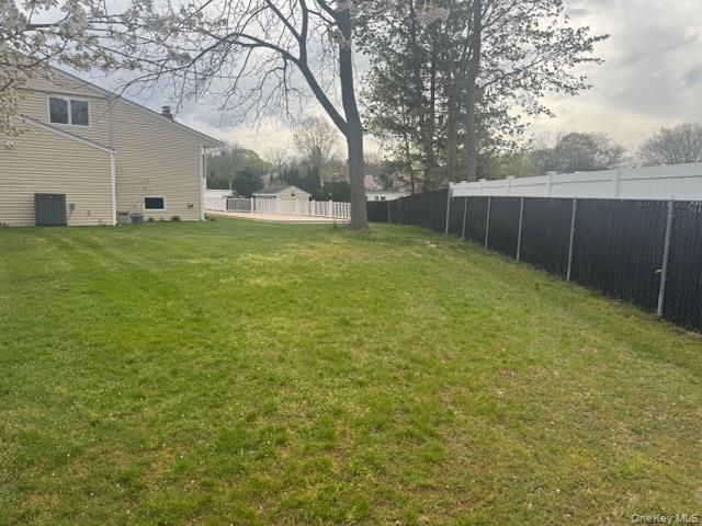24 Moriches Road Lake Grove, NY 11755 - Photo 27 of 31 a view of a backyard