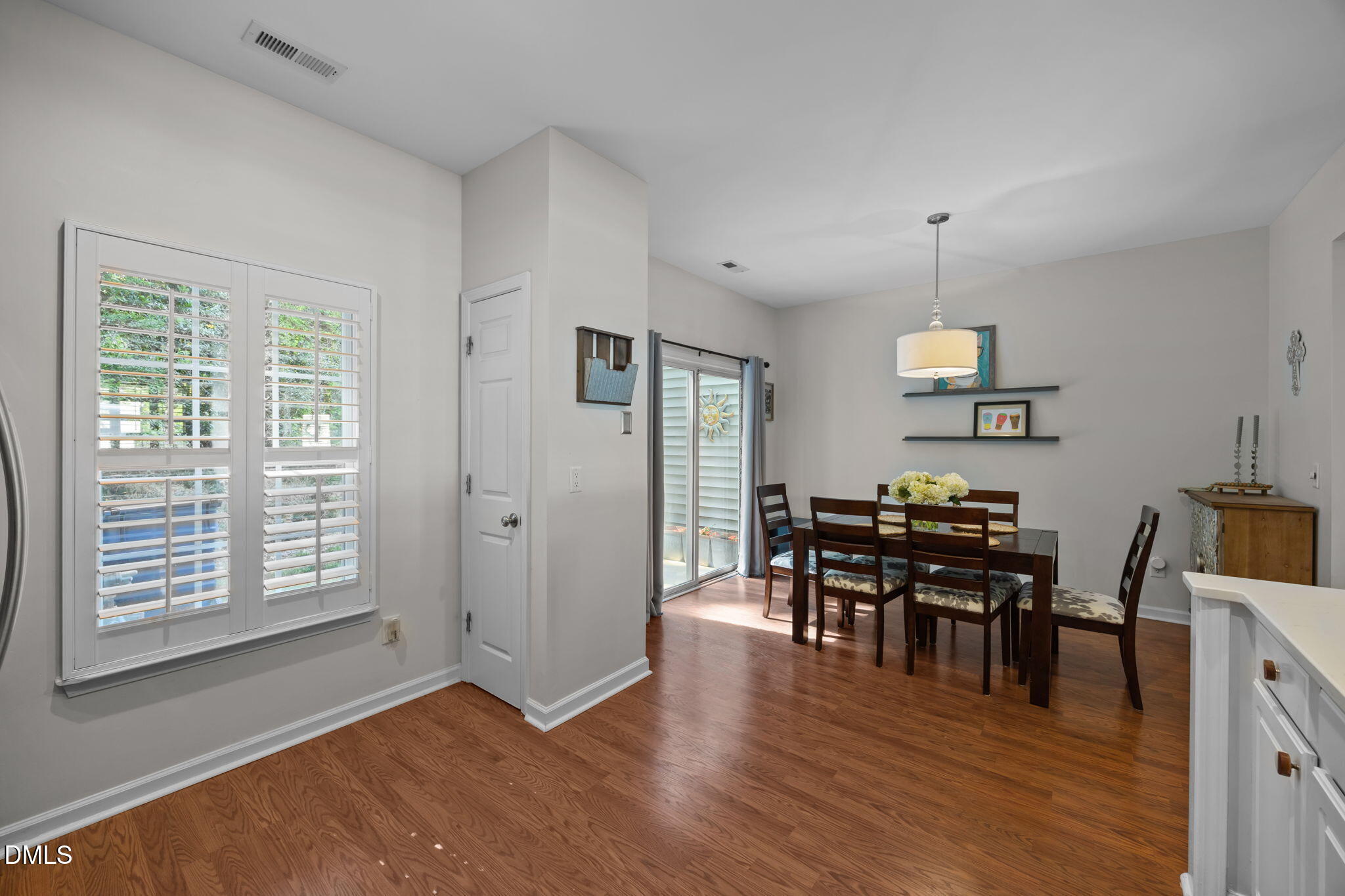 4252 Vienna Crest Drive Raleigh, NC 27613 - Photo 16 of 27 33-web-or-mls-IMG_7773