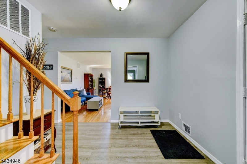 539 Lyme Rock Road Bridgewater, NJ 08807 - Photo 4 of 35