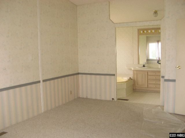 750 Reservoir Road Lovelock, NV 89419 - Photo 4 of 9 a view of empty room