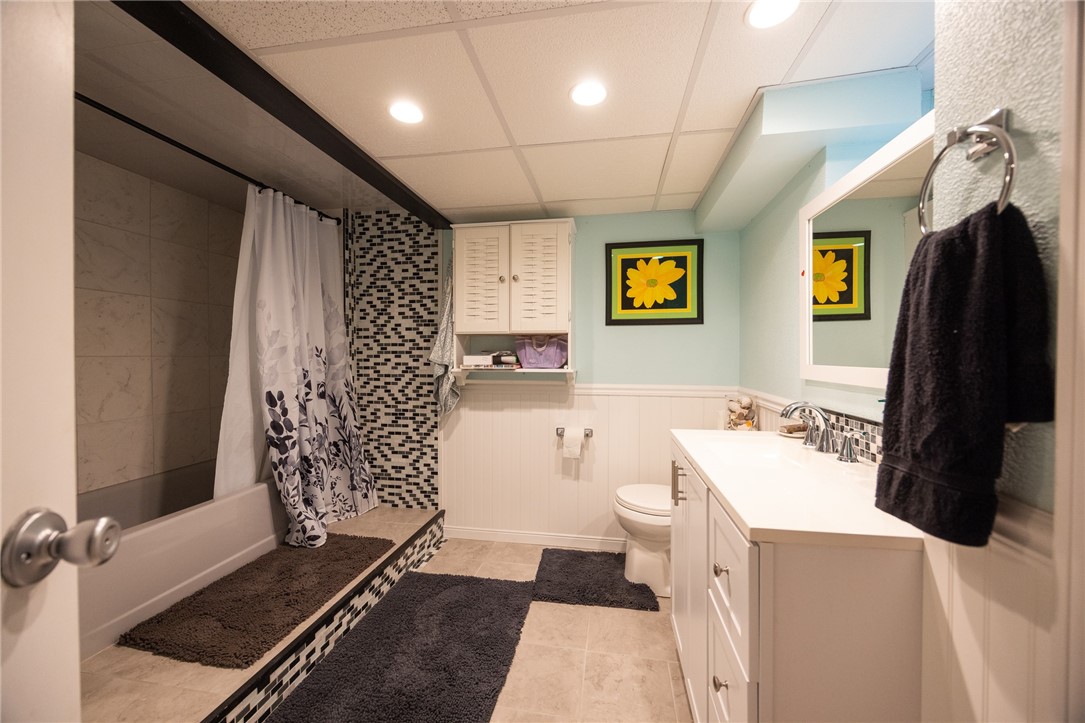 11 Laurelhurst Road Cranston, RI 02920 - Photo 35 of 40 Gallery Image 35
