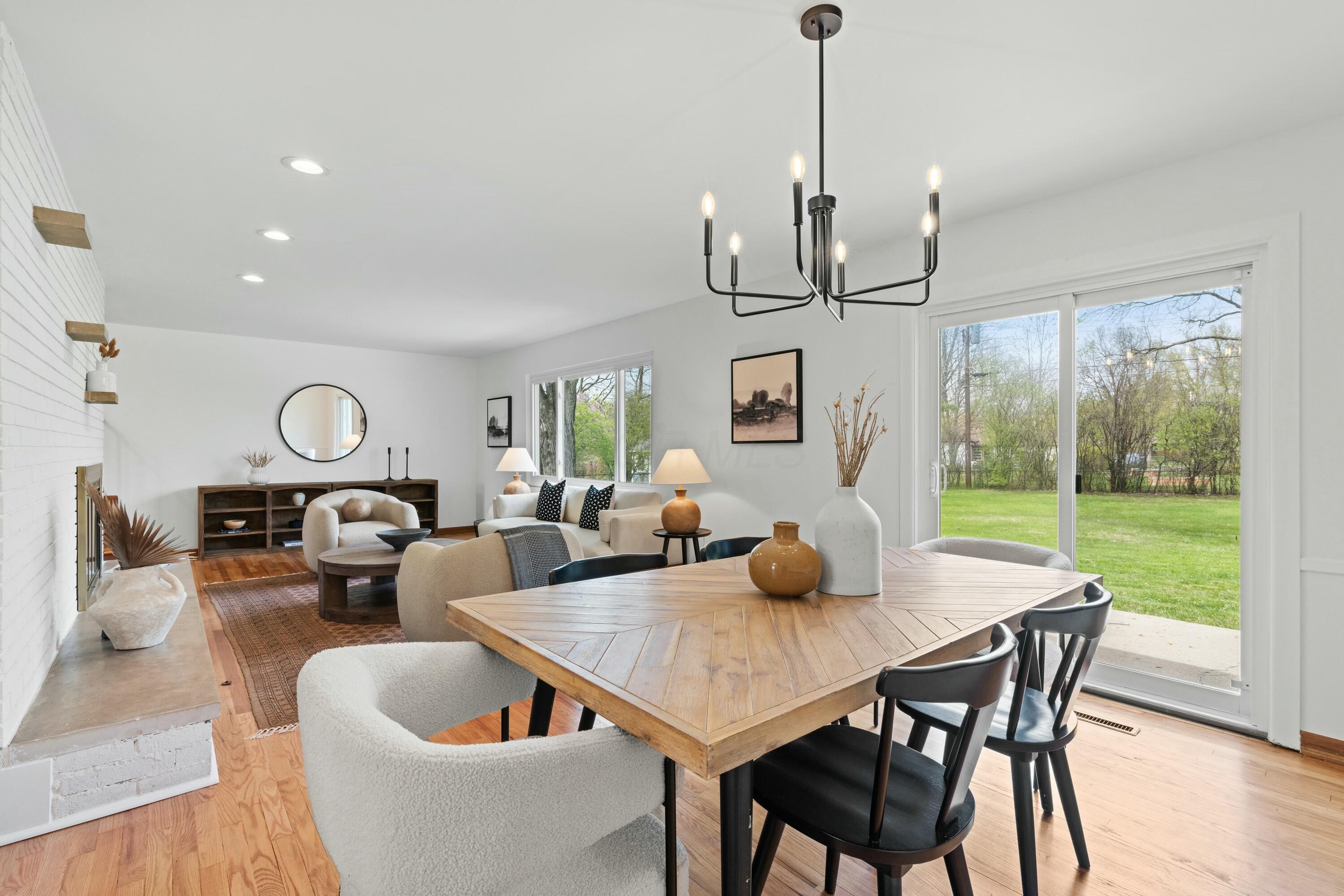 2500 Lytham Road Upper Arlington, OH 43220 - Photo 14 of 69 Dining Room