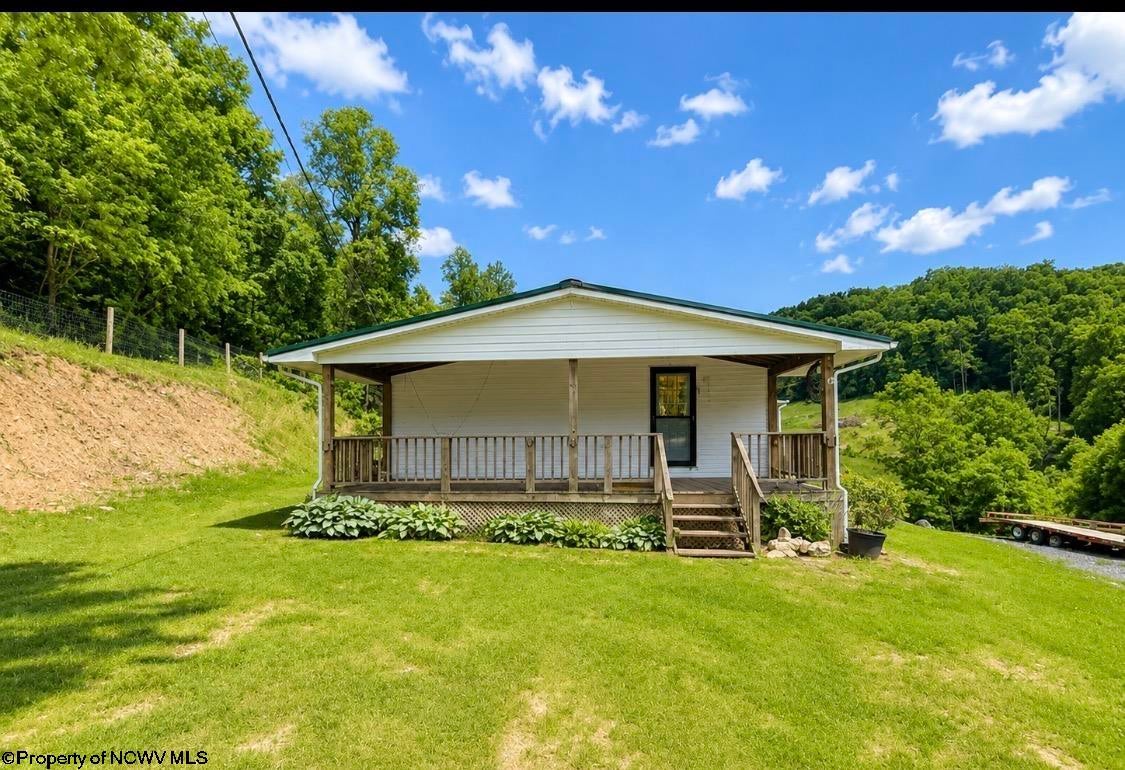 2309 Sassafras Road Weston, WV 26452 - Photo 1 of 32 Gallery Image 1