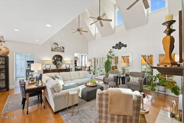 $599,990 | 102 Willow Creek Lane, Jonesborough, TN 37659