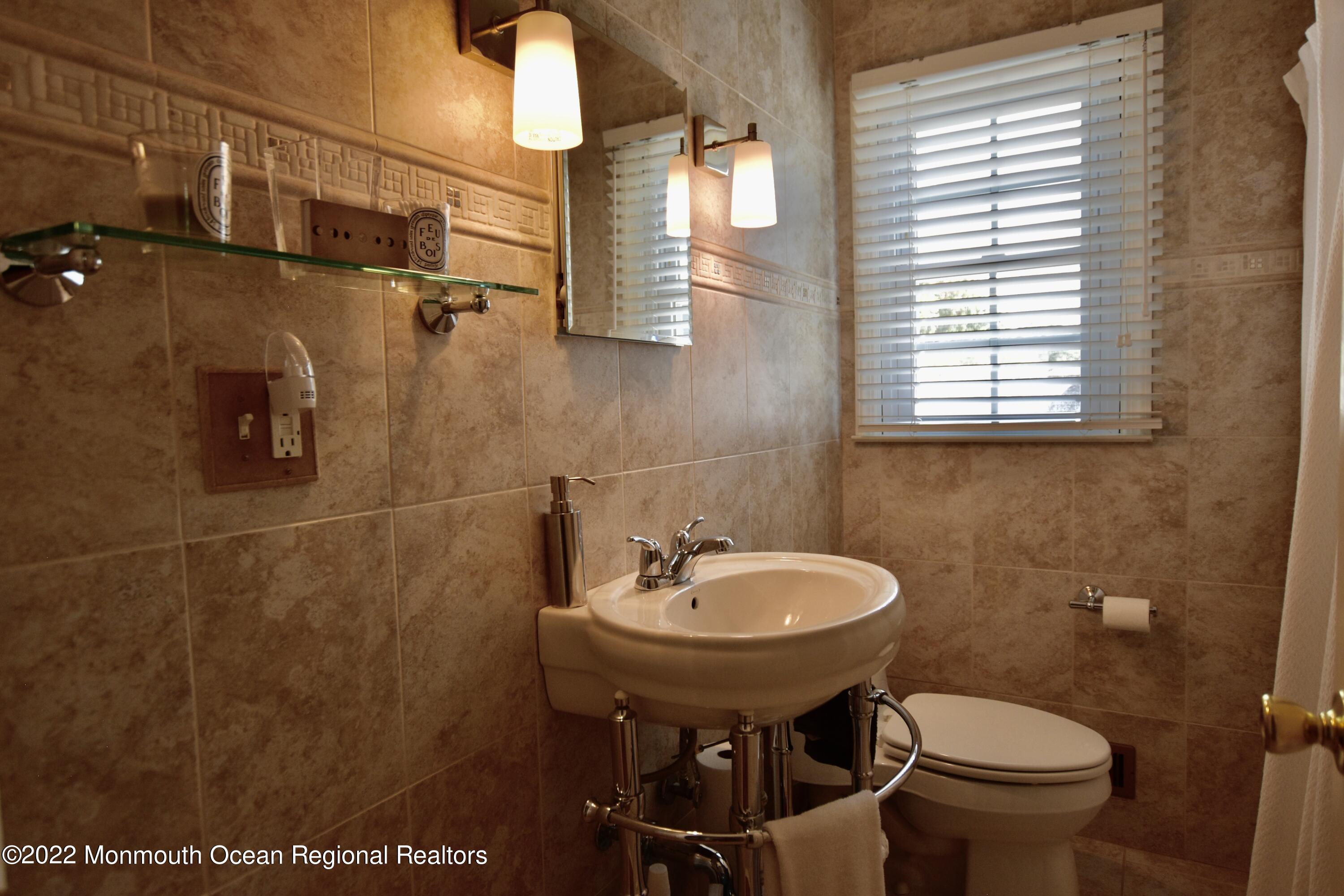 1010 Old Farm Road Point Pleasant, NJ 08742 - Photo 23 of 56 _DSC0307