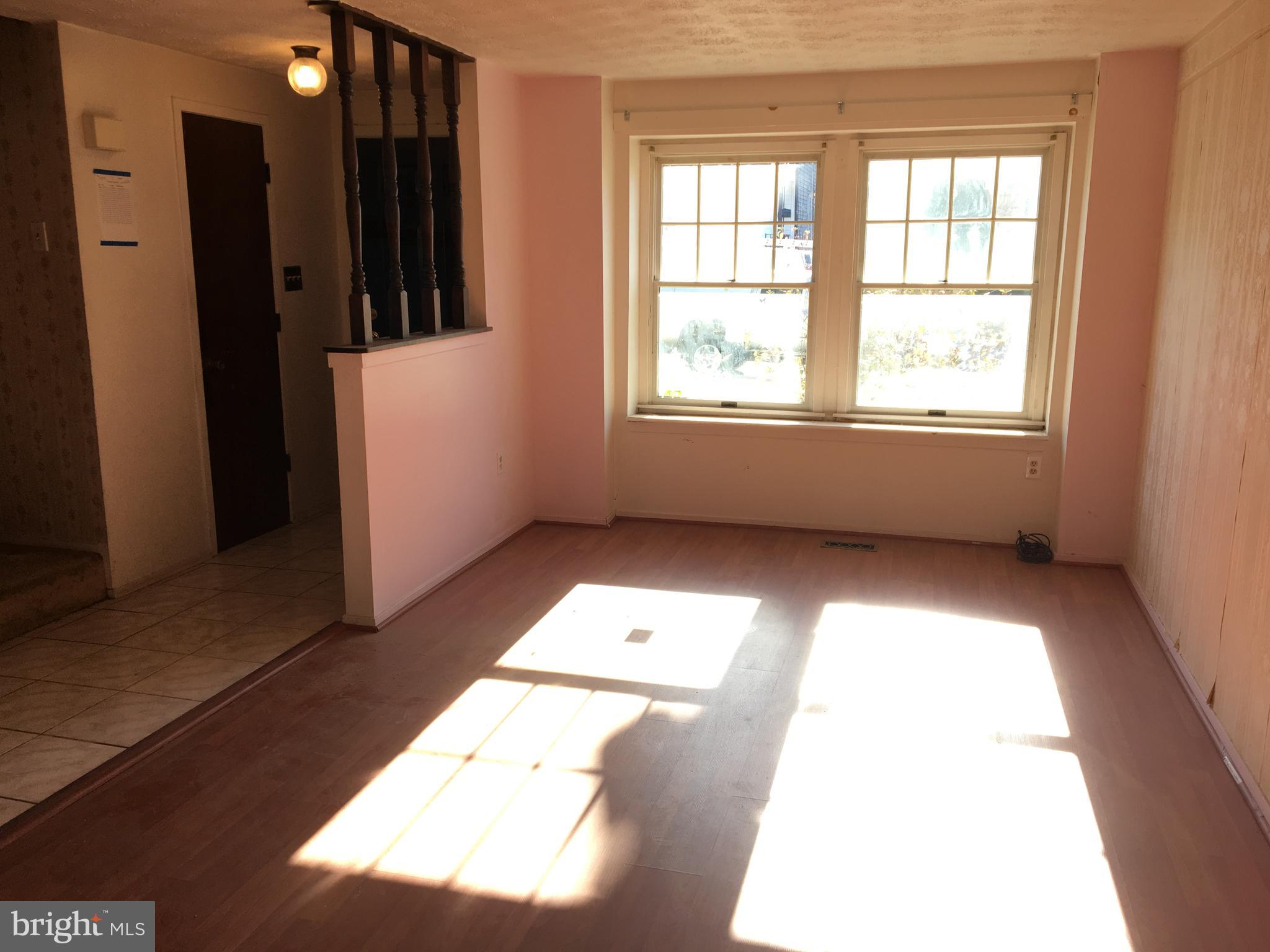2506 Ridgely Street Baltimore, MD 21230 - Photo 2 of 13 Interior