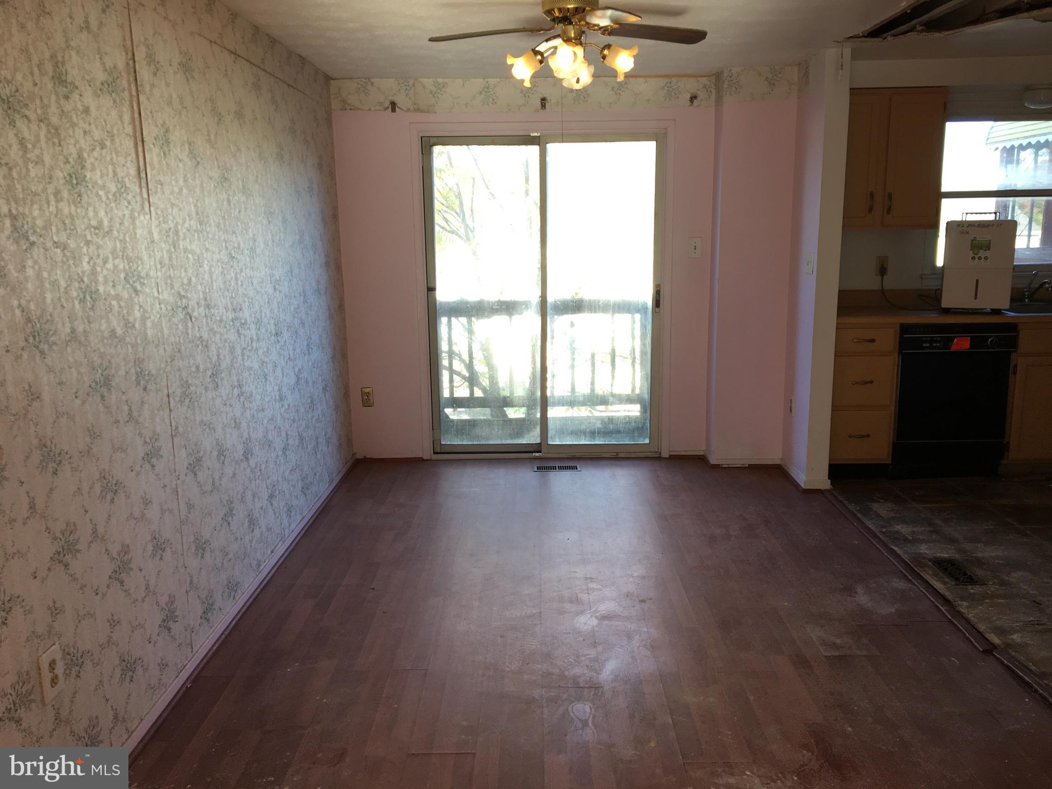 2506 Ridgely Street Baltimore, MD 21230 - Photo 3 of 13 Interior