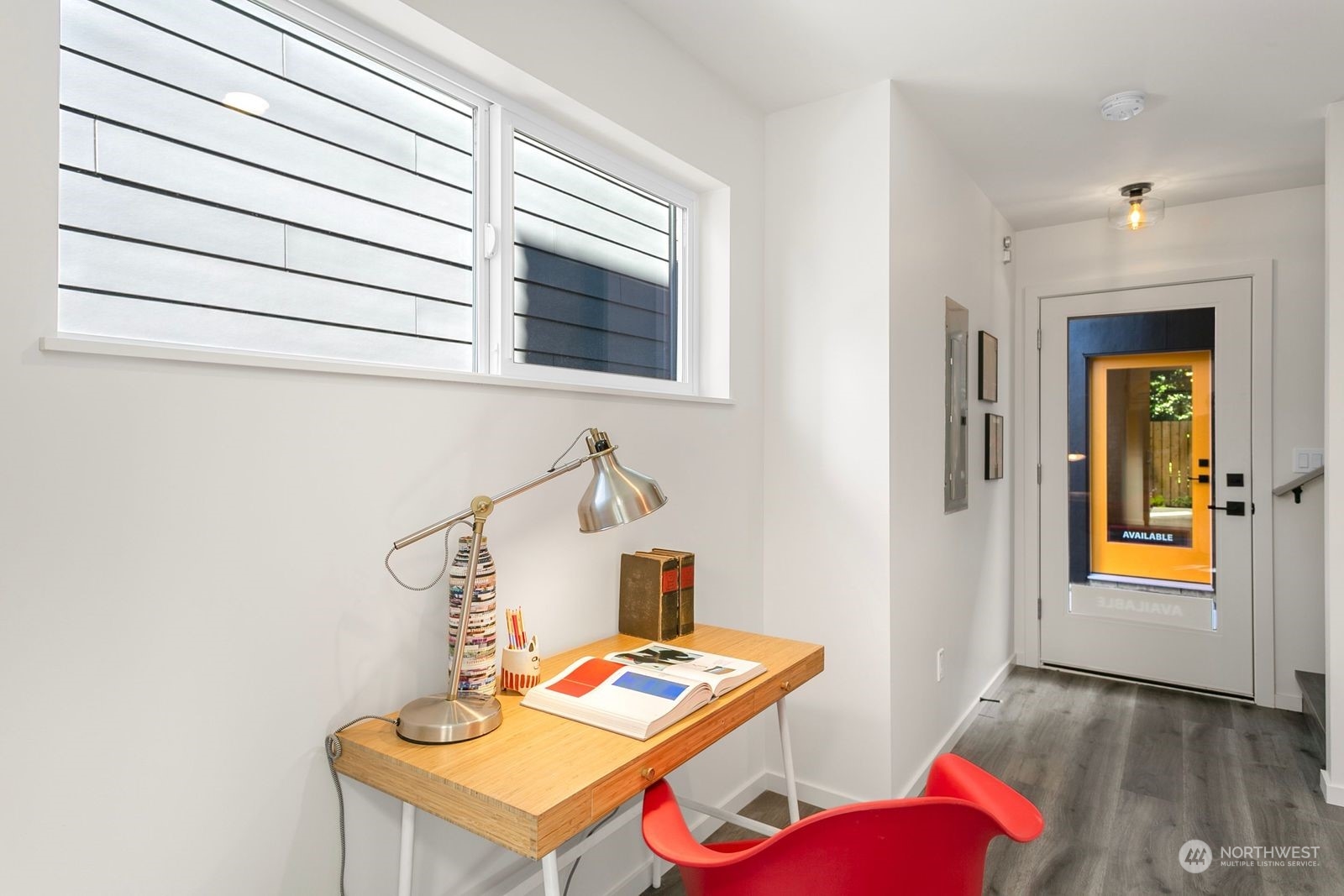 729 South Southern Street Seattle, WA 98108 - Photo 5 of 29 a workspace with furniture and window
