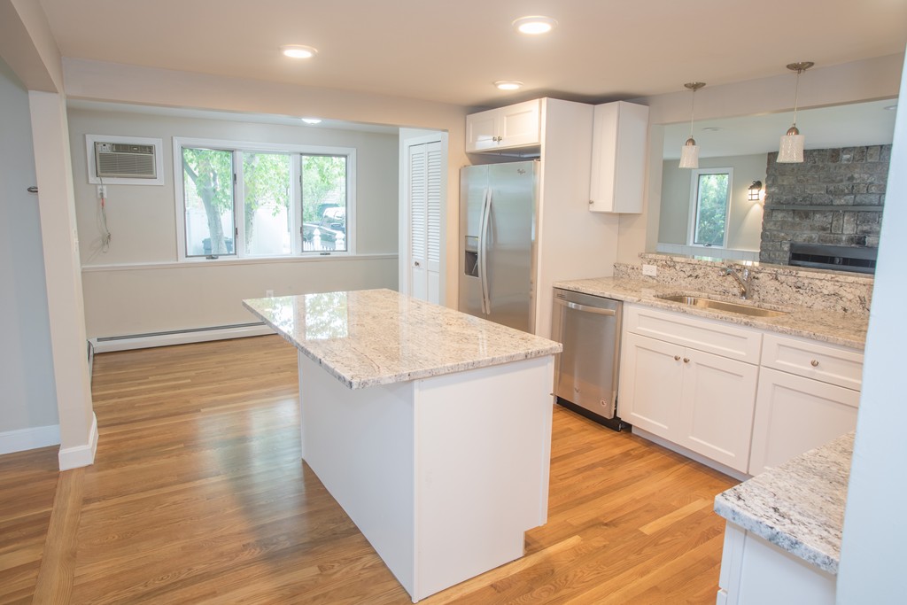 68 Robinwood Road Dedham, MA 02026 - Photo 7 of 13 Gallery Image 7